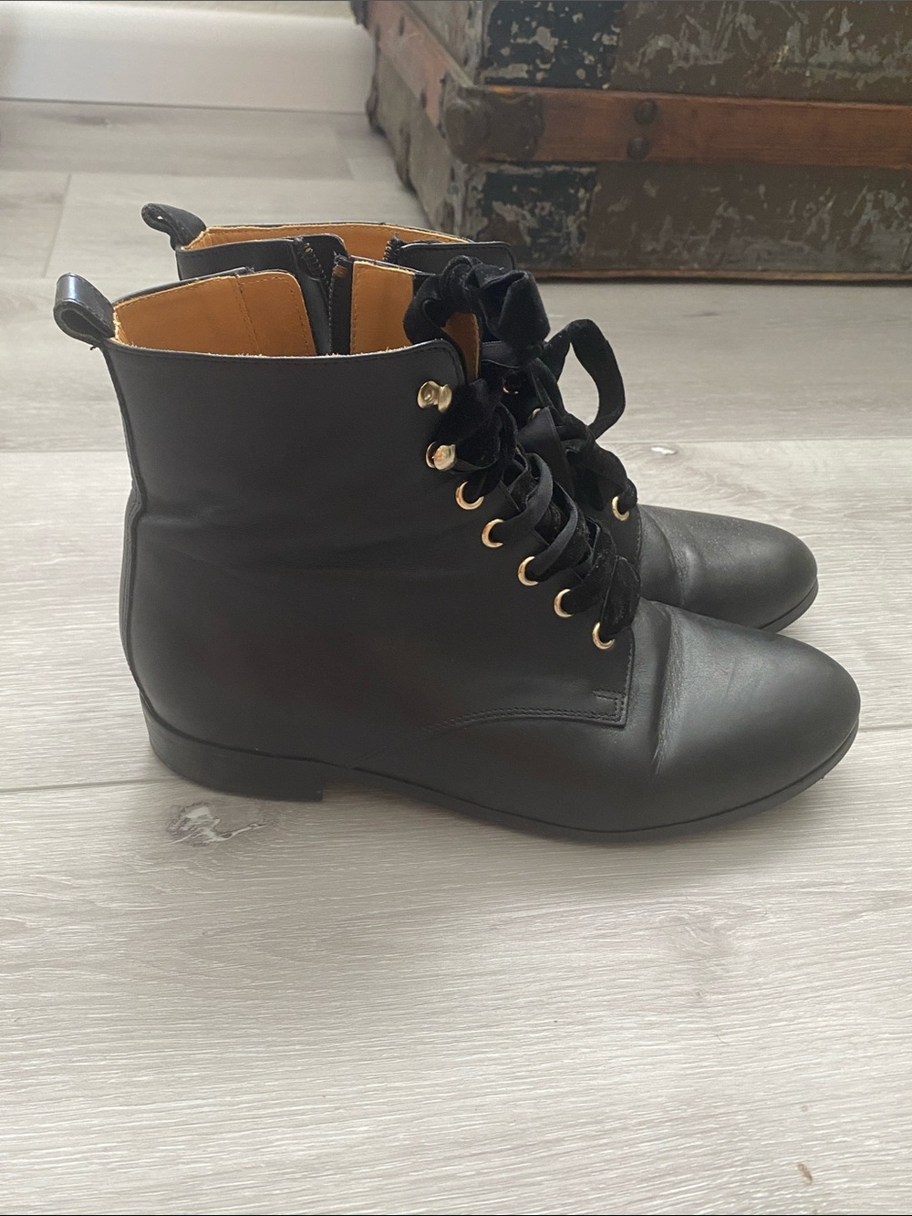 Sezane Black Lace-Up Women's Ankle Boots - Classic Leather Style